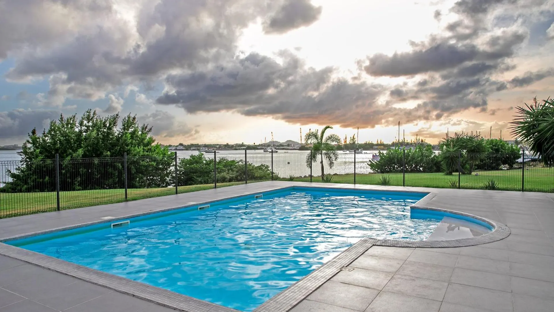 Perle Du Lagon, Appart 4P Tout Renove Vue Sublime Marigot  Apartment